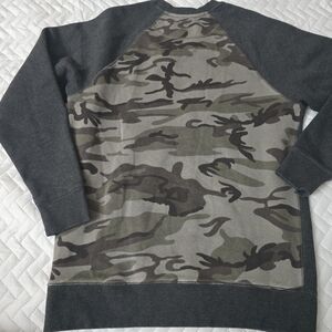 Holden Crewneck Pullover Sweater